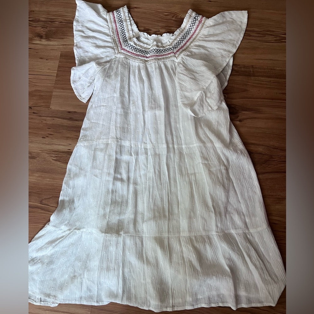 White dress. Size large